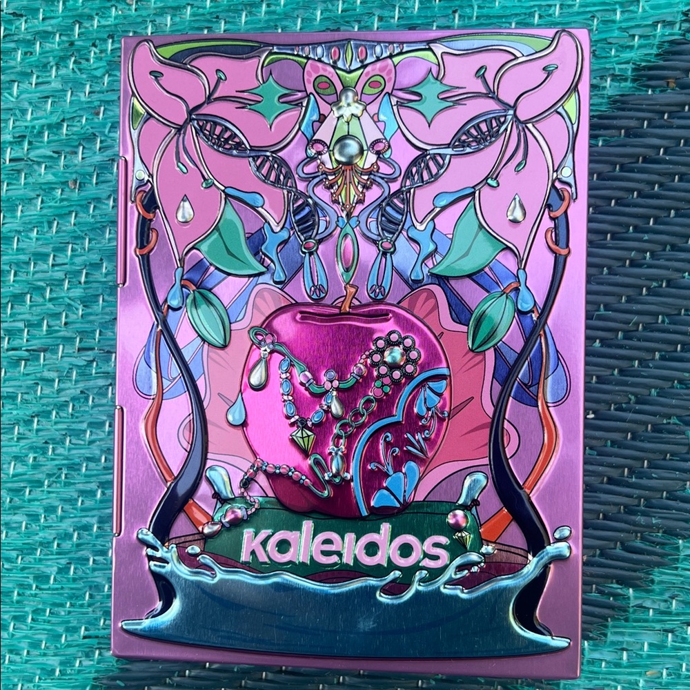 Kaleidos cloud lab clay lip duo